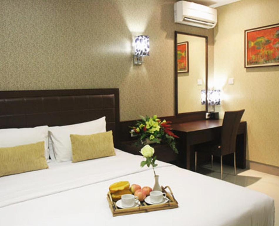 Bamboo Inn Hotel & Cafe Jakarta Luaran gambar