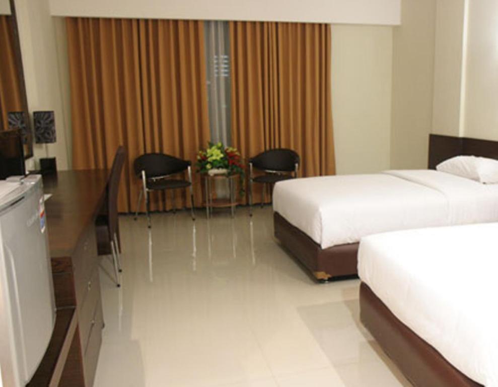 Bamboo Inn Hotel & Cafe Jakarta Luaran gambar