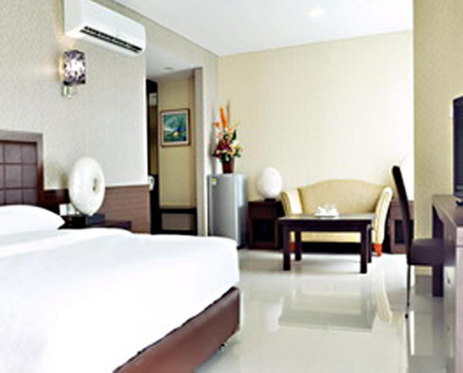 Bamboo Inn Hotel & Cafe Jakarta Bilik gambar