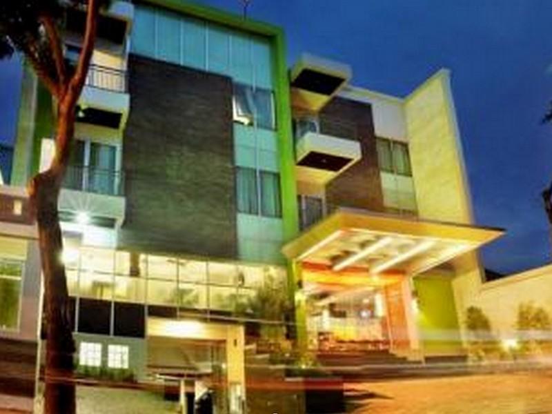 Bamboo Inn Hotel & Cafe Jakarta Luaran gambar